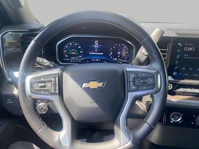 2022 Chevrolet Silverado 1500 4WD Crew Cab 147 LT w/2FL