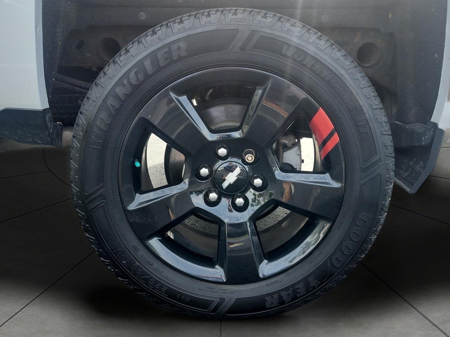 2017 Chevrolet SILVERADO 1500 LT