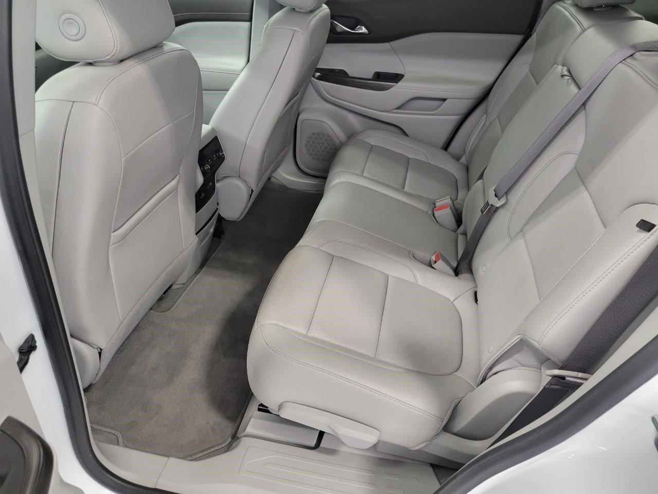 2023 GMC Acadia AWD 4dr SLT