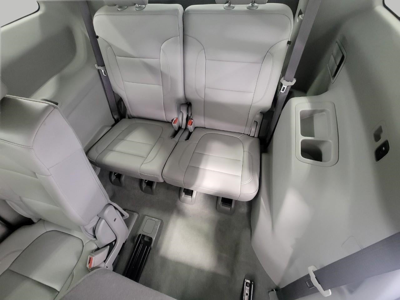 2023 GMC Acadia AWD 4dr SLT