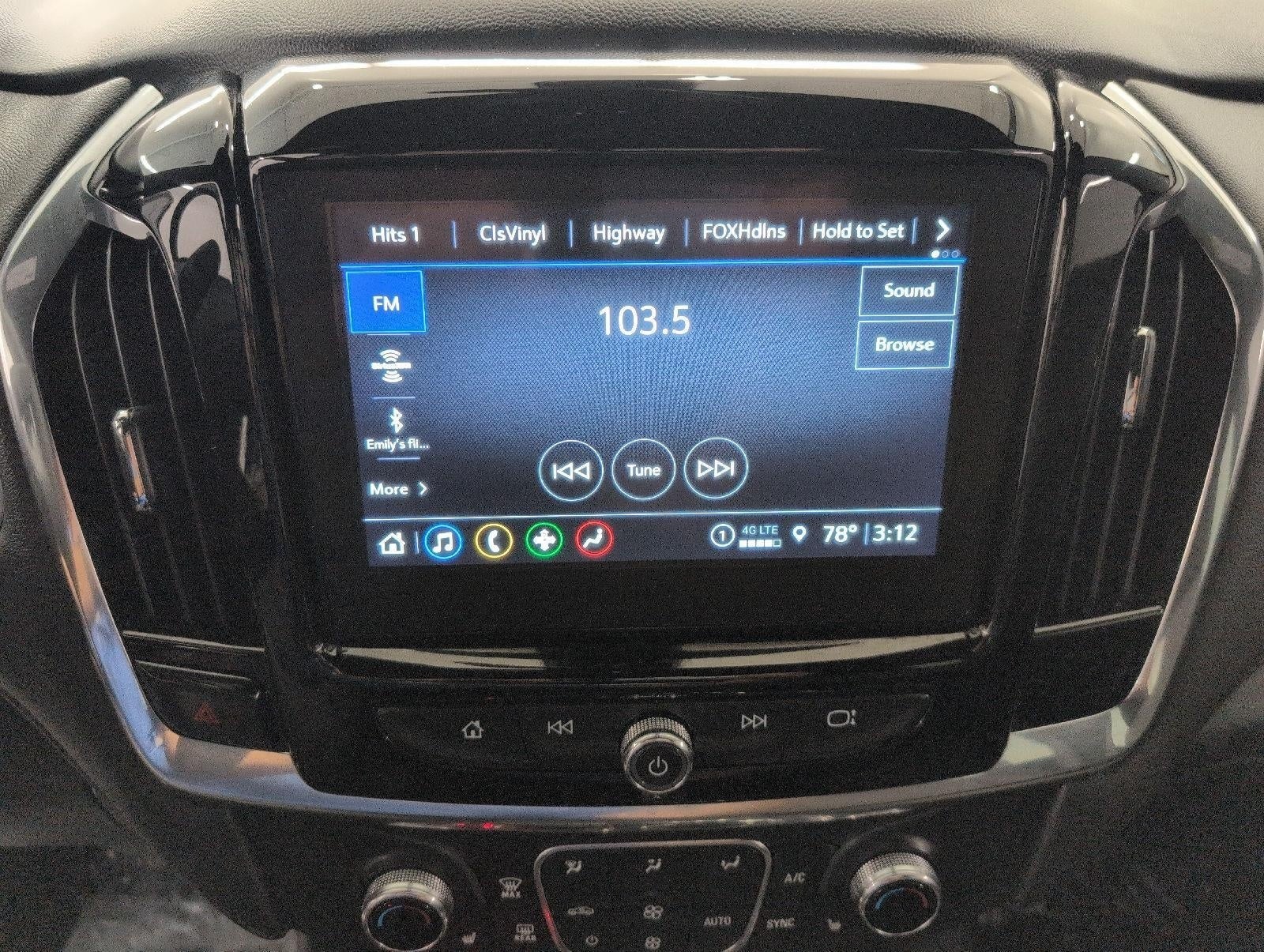 2023 Chevrolet Traverse AWD 4dr LT Cloth w/1LT