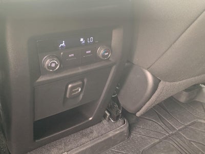 2023 Chevrolet Traverse AWD 4dr LT Cloth w/1LT