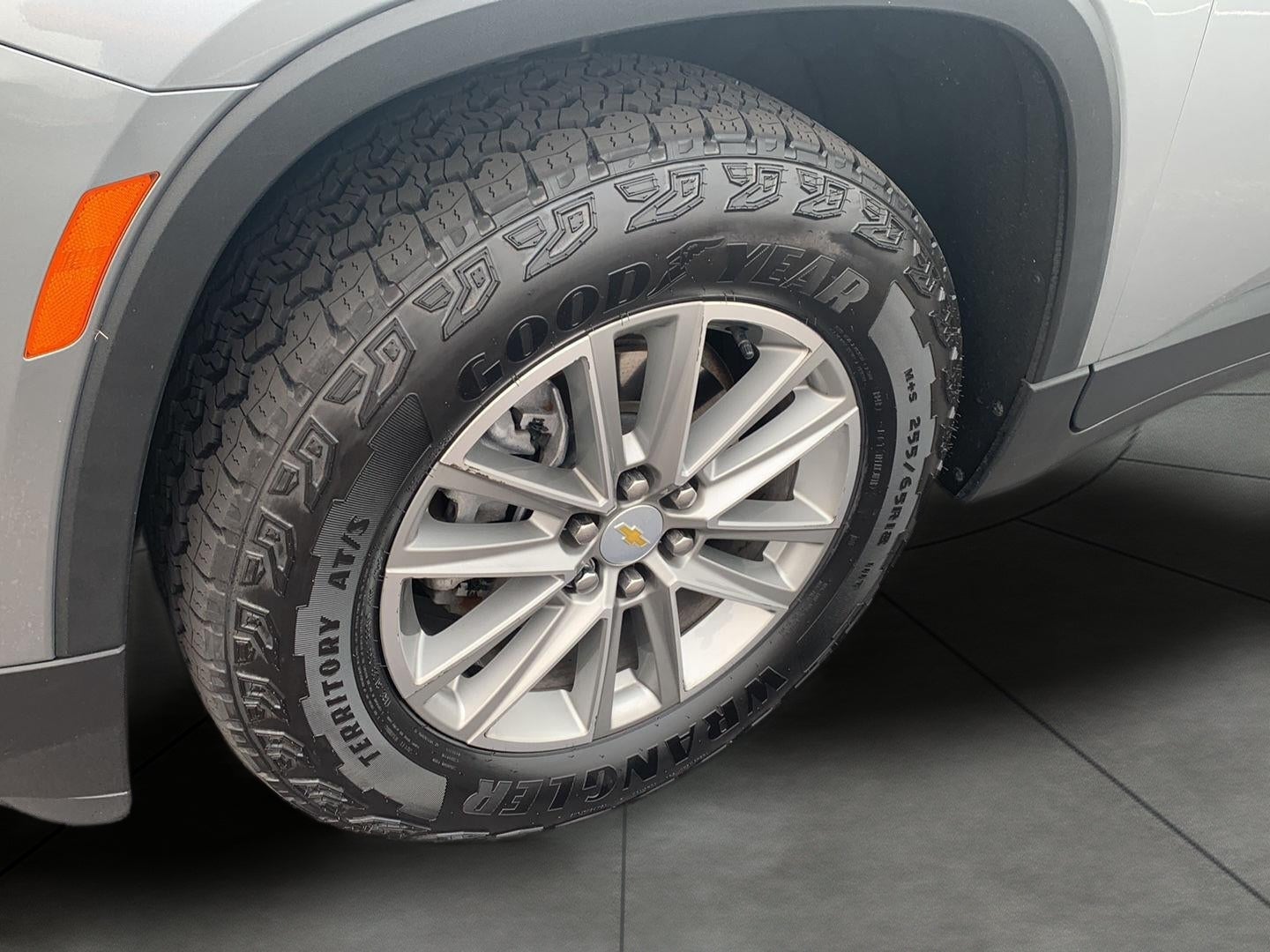 2023 Chevrolet Traverse AWD 4dr LT Cloth w/1LT