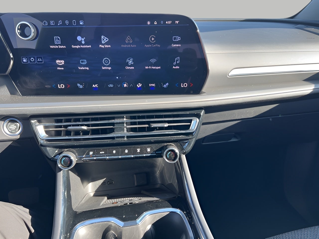 2025 Chevrolet Traverse LT 2LT