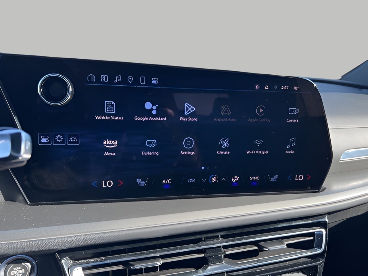 2025 Chevrolet Traverse LT 2LT