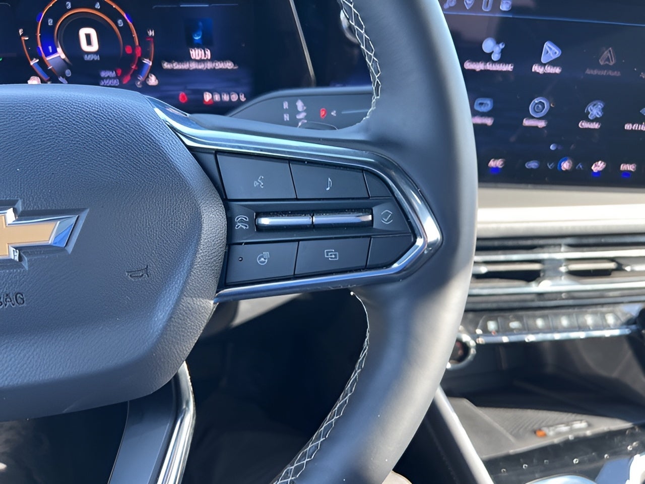 2025 Chevrolet Traverse LT 2LT