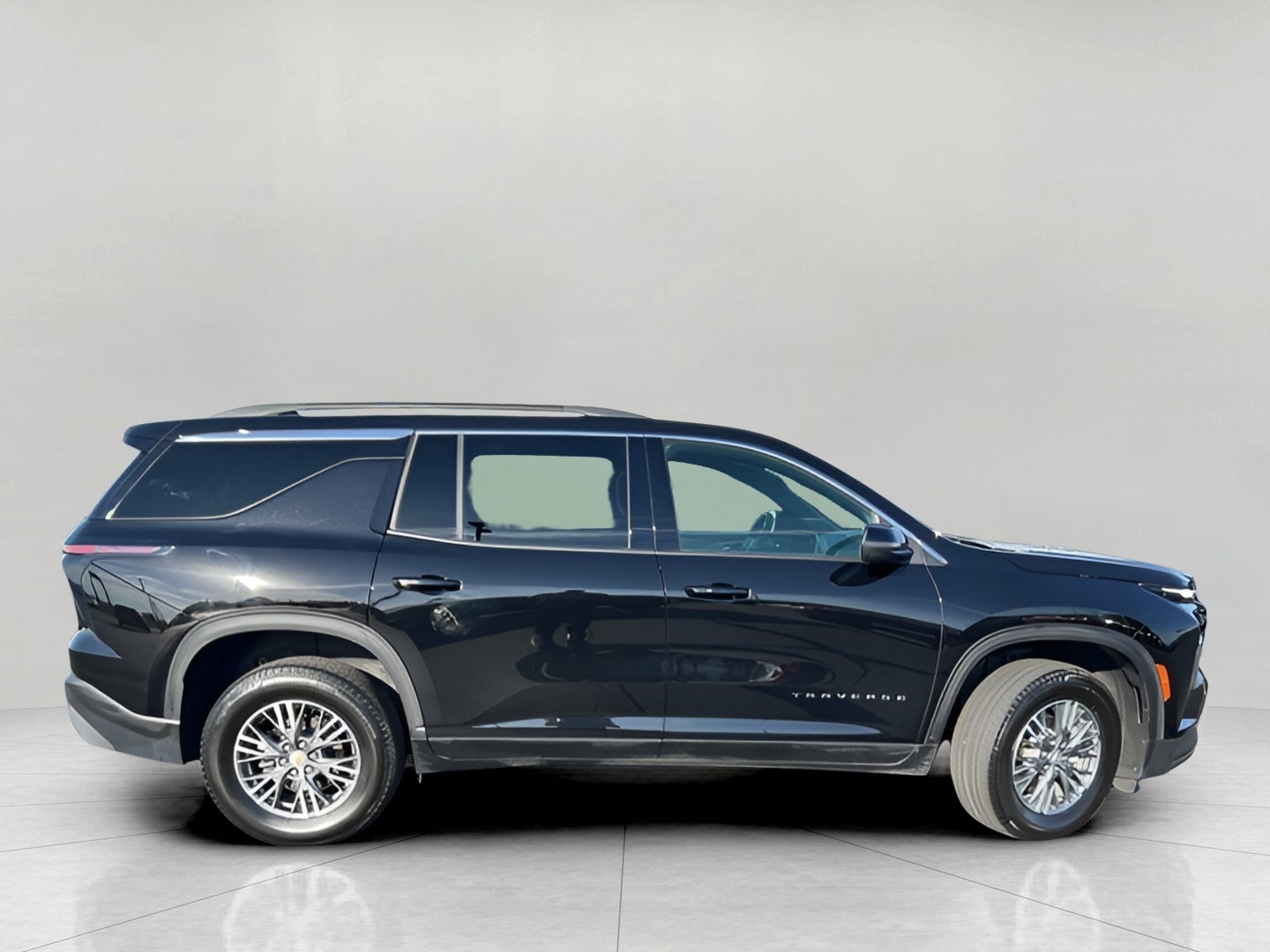 2025 Chevrolet Traverse LT 2LT