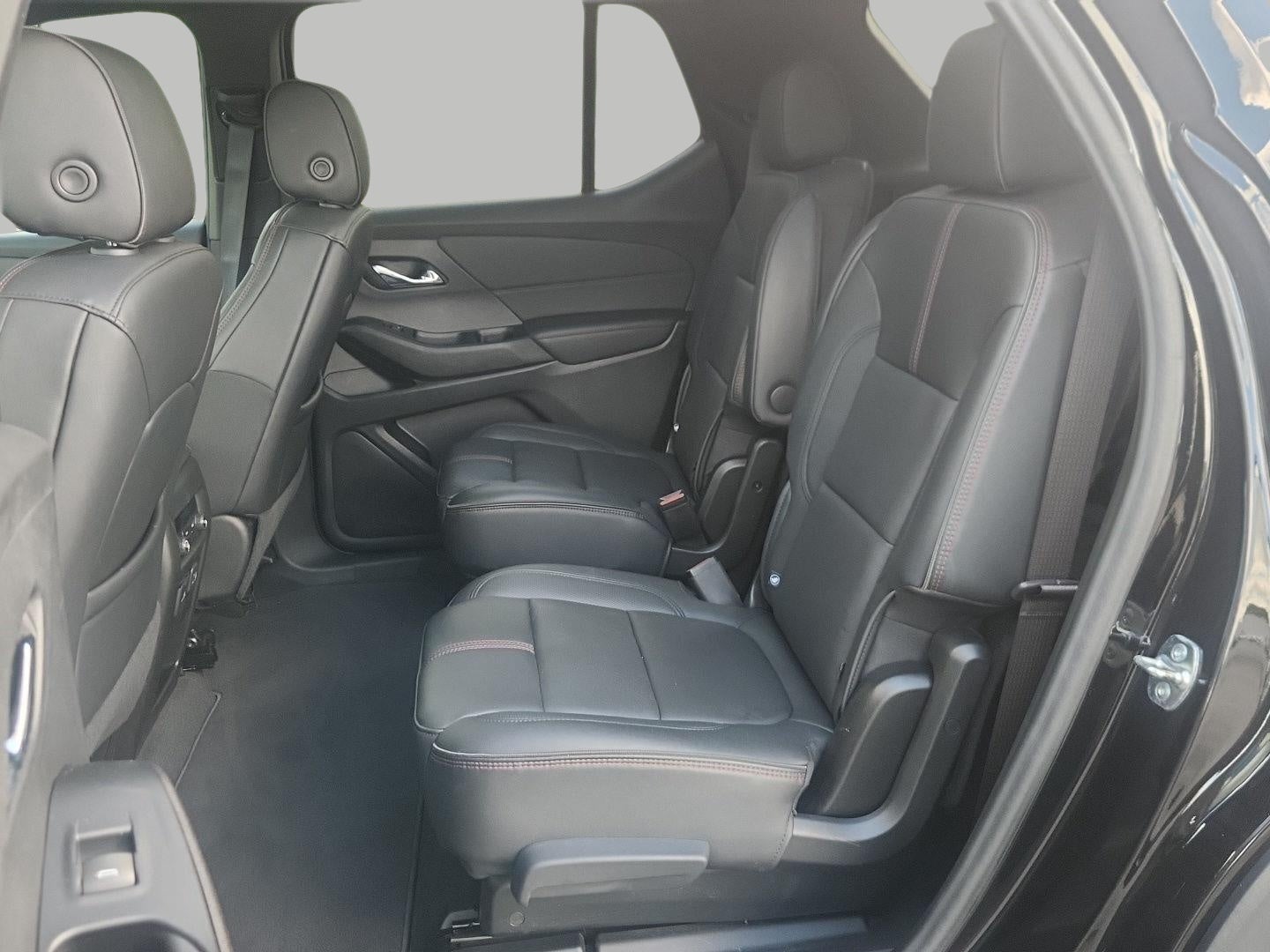 2023 Chevrolet Traverse AWD 4dr RS