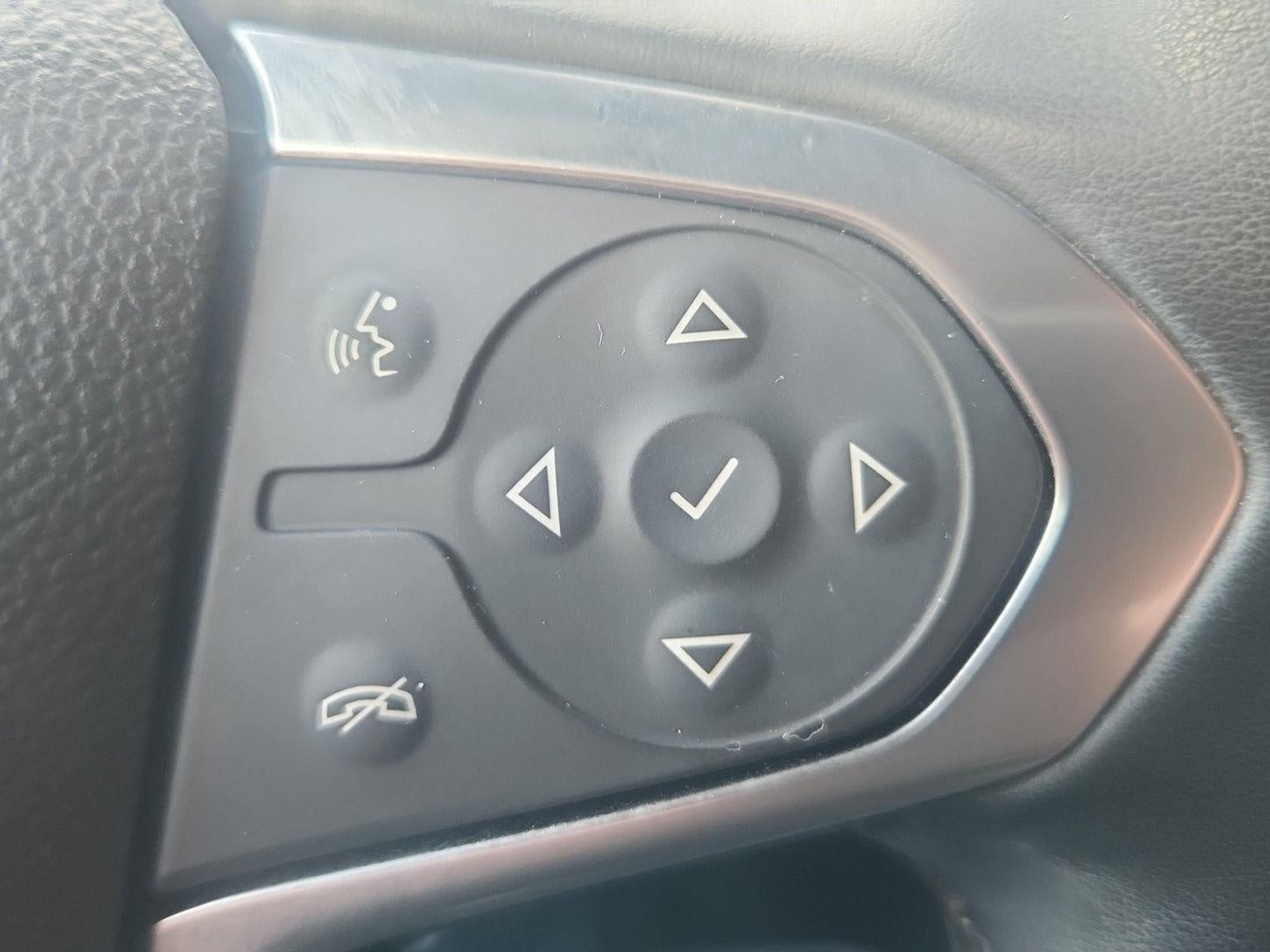 2023 Chevrolet Traverse AWD 4dr RS