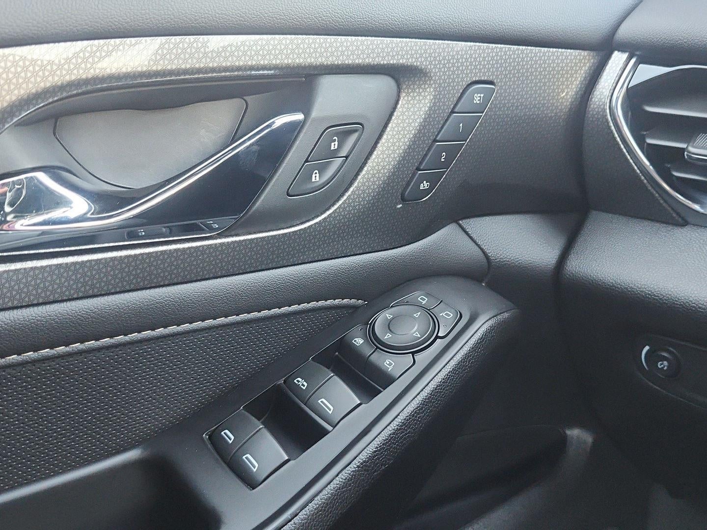 2023 Chevrolet Traverse AWD 4dr Premier