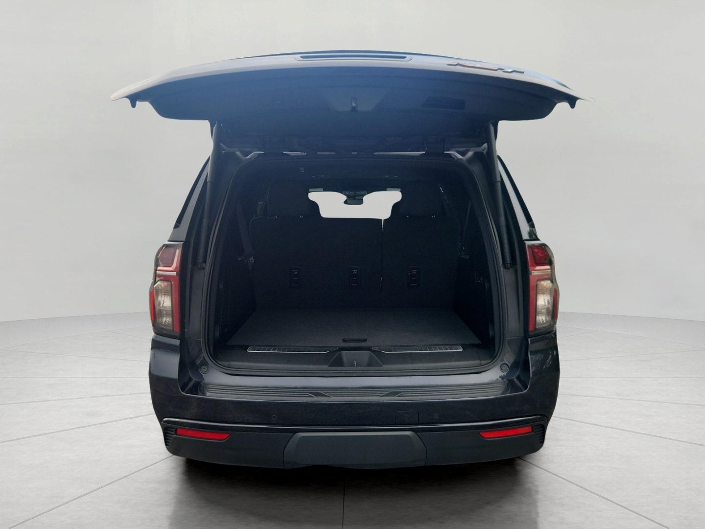 2023 Chevrolet Suburban 4WD 4dr RST