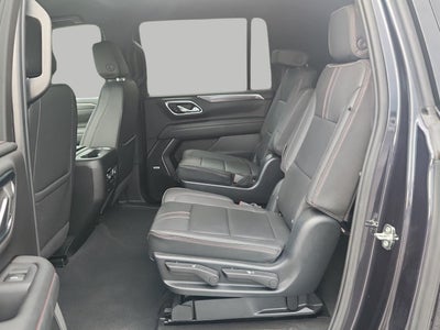 2023 Chevrolet Suburban 4WD 4dr RST