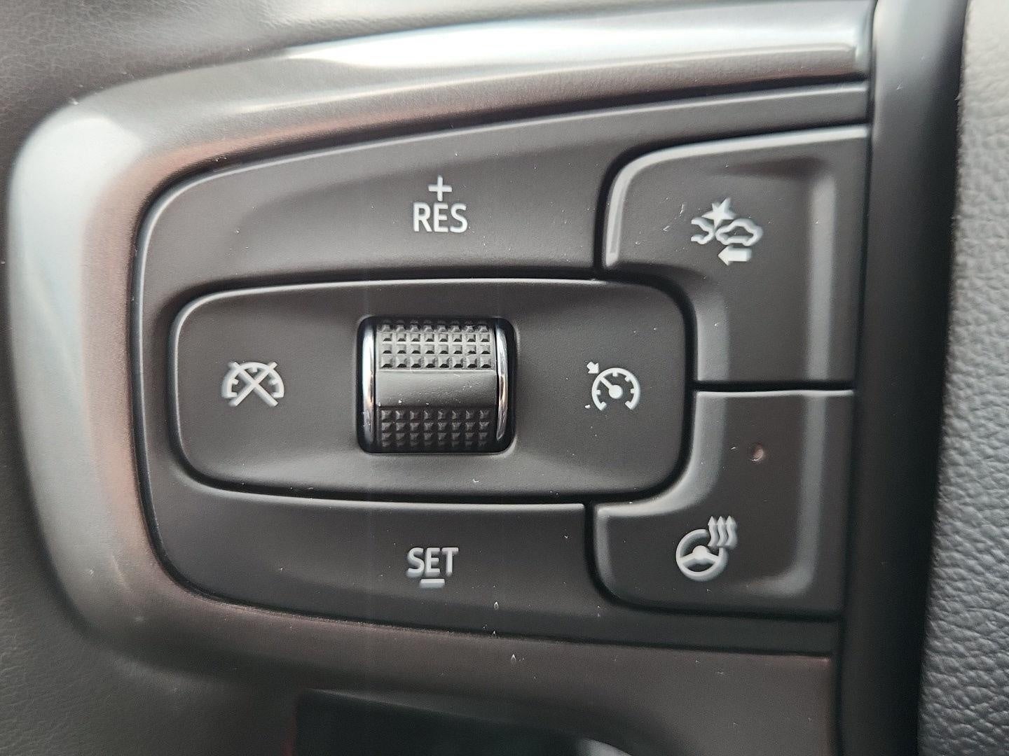 2023 Chevrolet Suburban 4WD 4dr RST