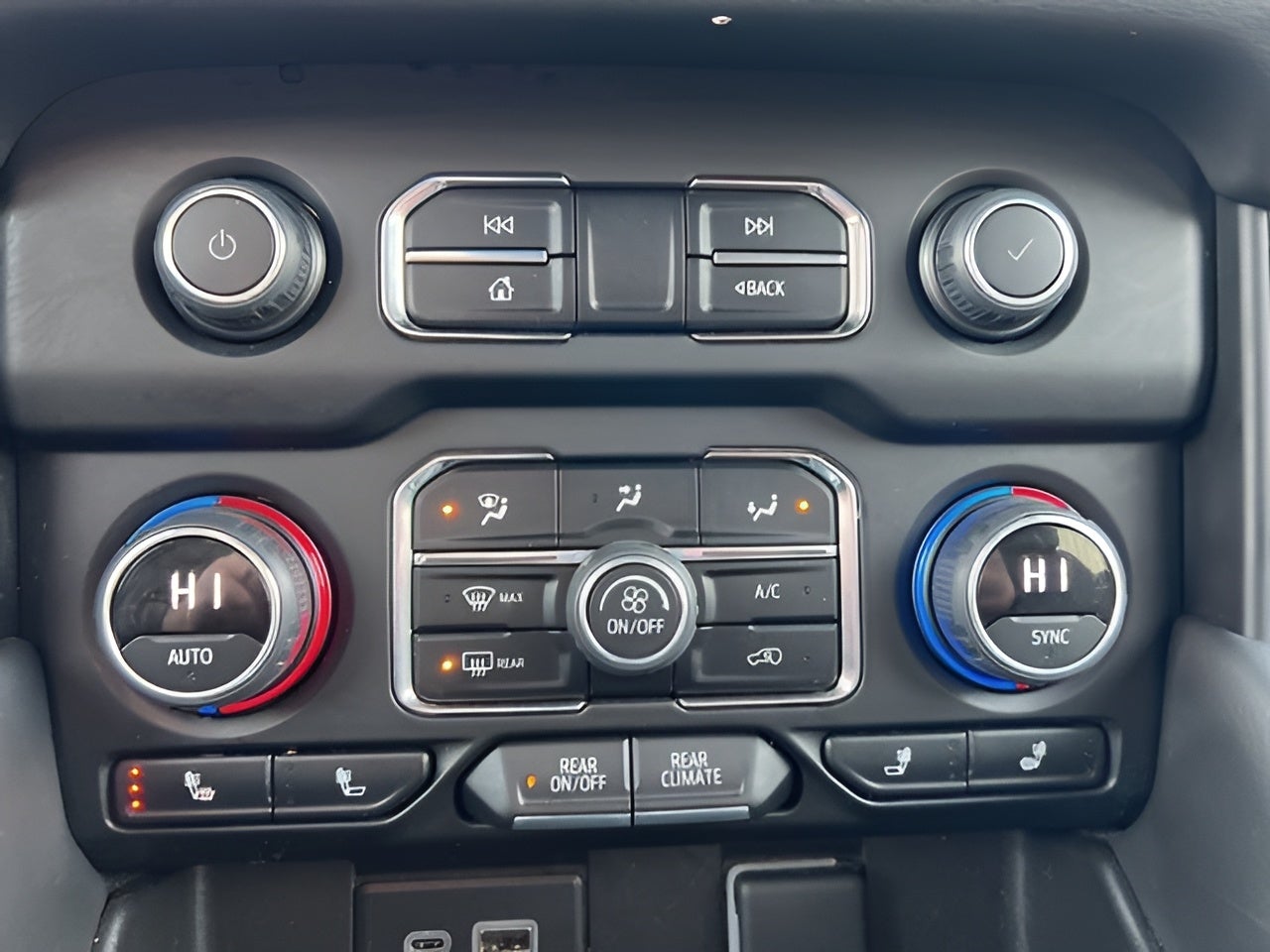 2023 Chevrolet Tahoe RST