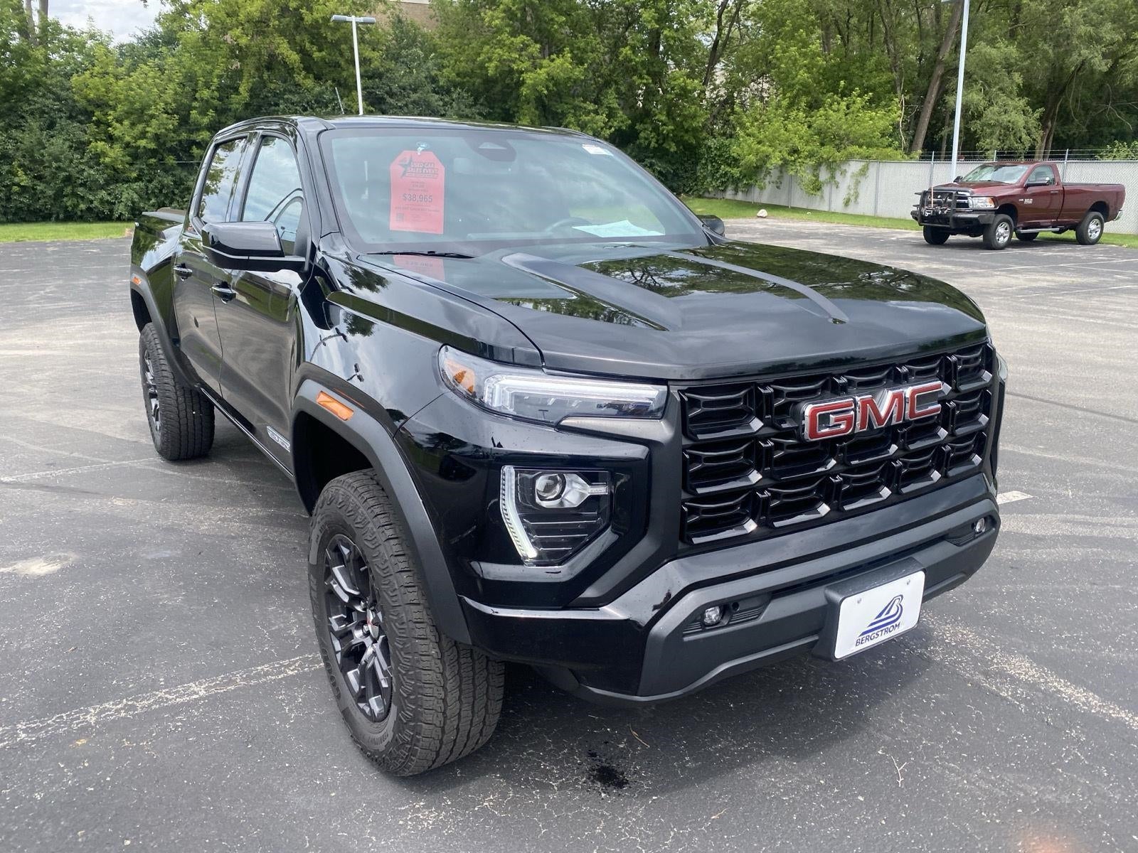 2024 GMC Canyon 4WD Crew Cab Elevation
