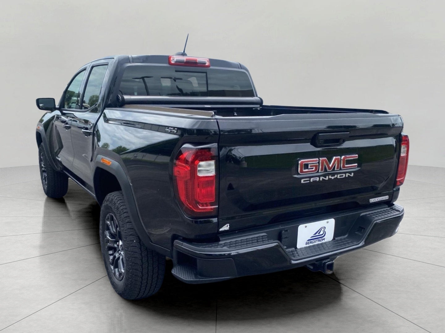 2024 GMC Canyon 4WD Crew Cab Elevation