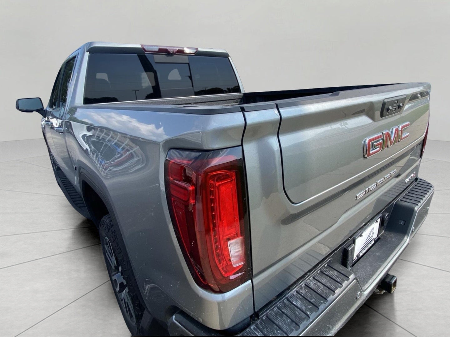 2023 GMC Sierra 1500 4WD Crew Cab 147 AT4