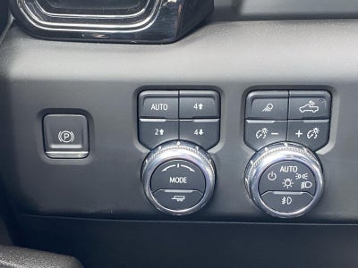 2023 GMC Sierra 1500 4WD Crew Cab 147 AT4