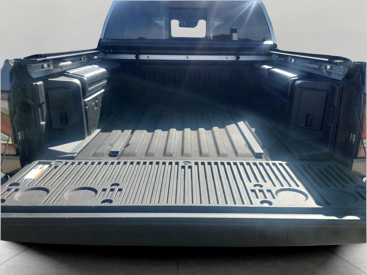2021 Nissan Titan 4x4 Crew Cab Platinum Reserve