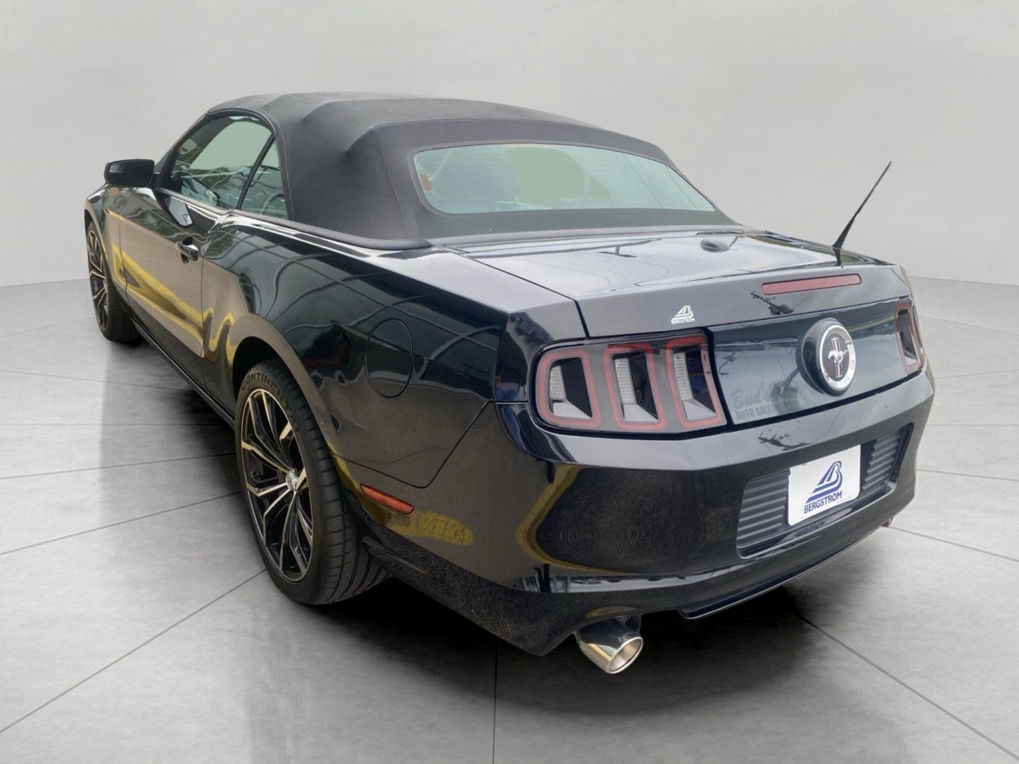 2013 Ford Mustang 2dr Conv V6 Premium