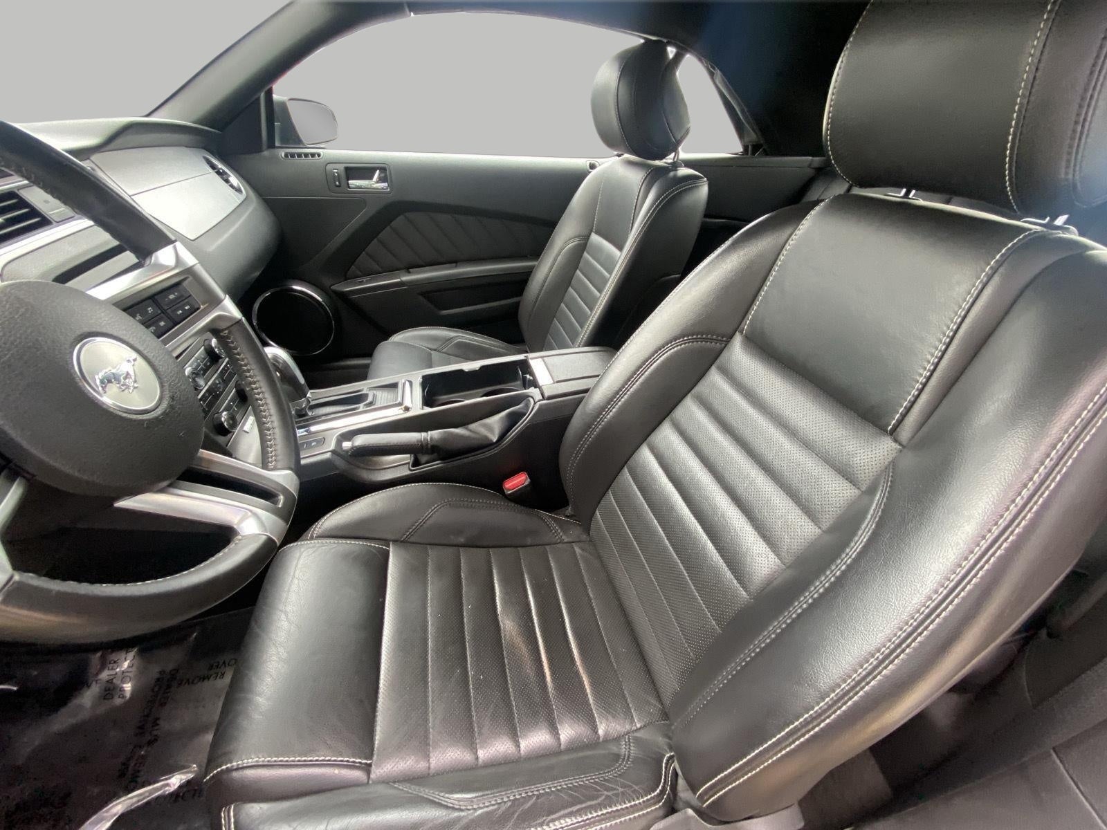 2013 Ford Mustang 2dr Conv V6 Premium