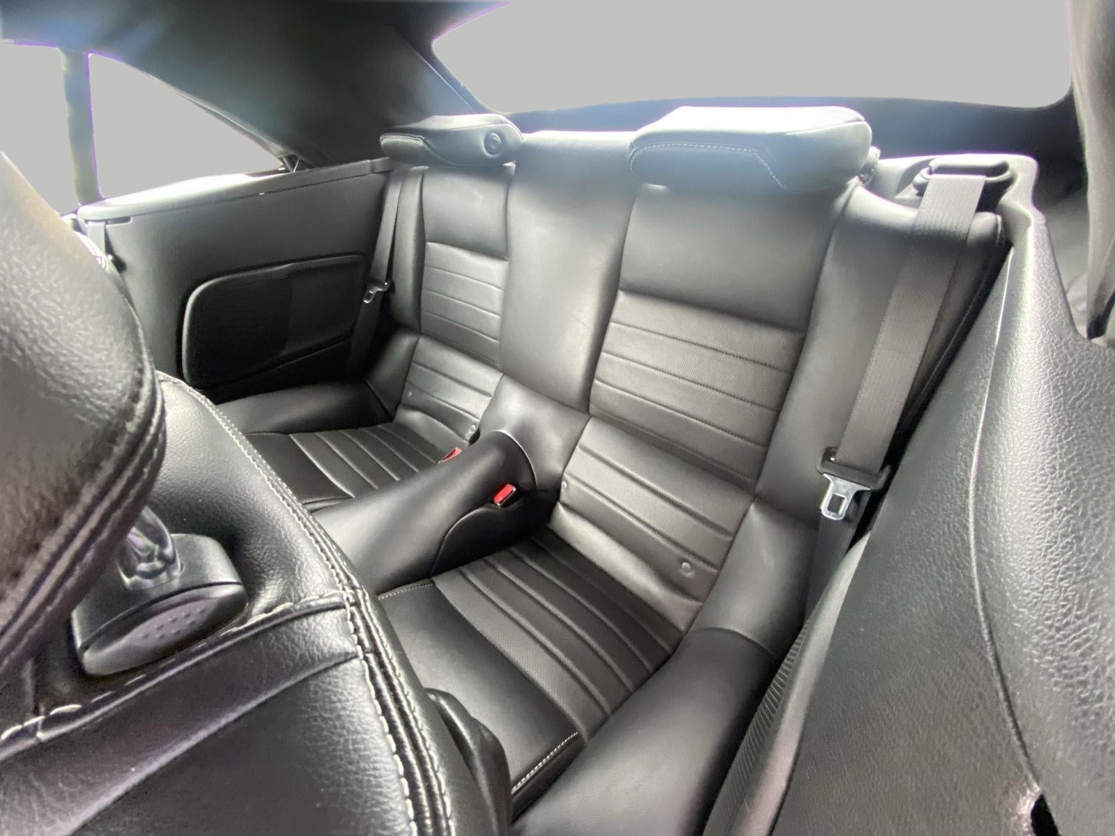 2013 Ford Mustang 2dr Conv V6 Premium