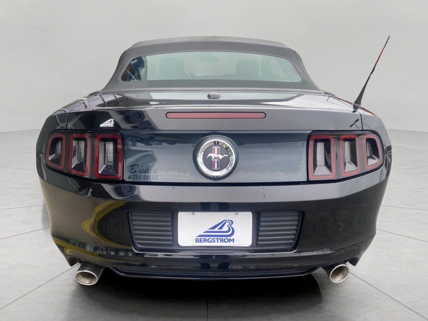 2013 Ford Mustang 2dr Conv V6 Premium