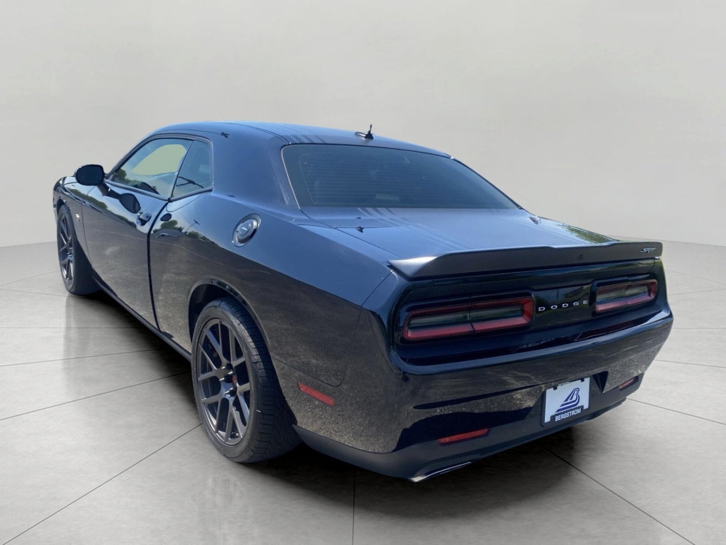 2017 Dodge Challenger 392 Hemi Scat Pack Shaker Coupe