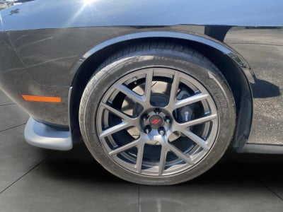 2017 Dodge Challenger 392 Hemi Scat Pack Shaker Coupe