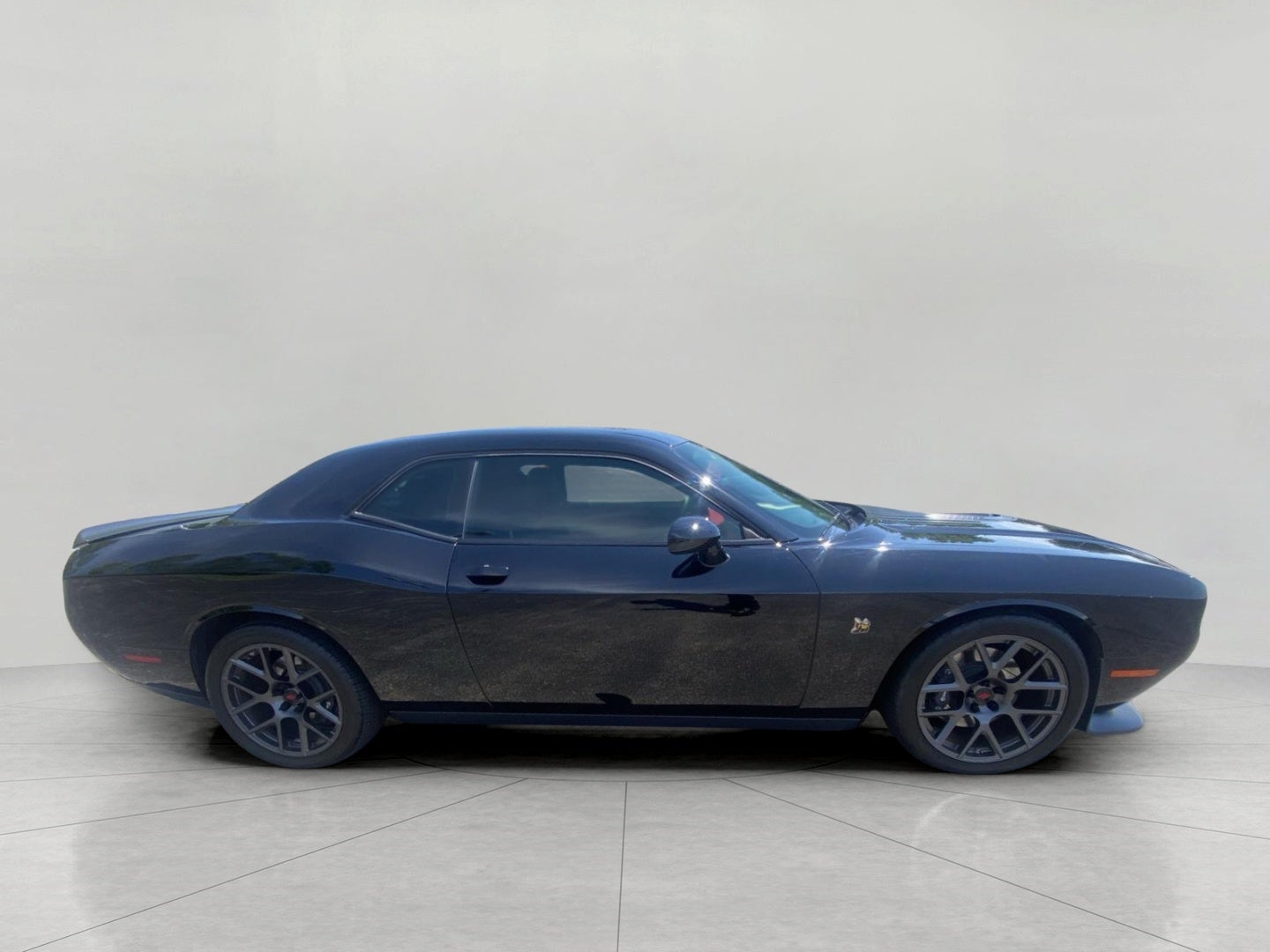 2017 Dodge Challenger 392 Hemi Scat Pack Shaker Coupe