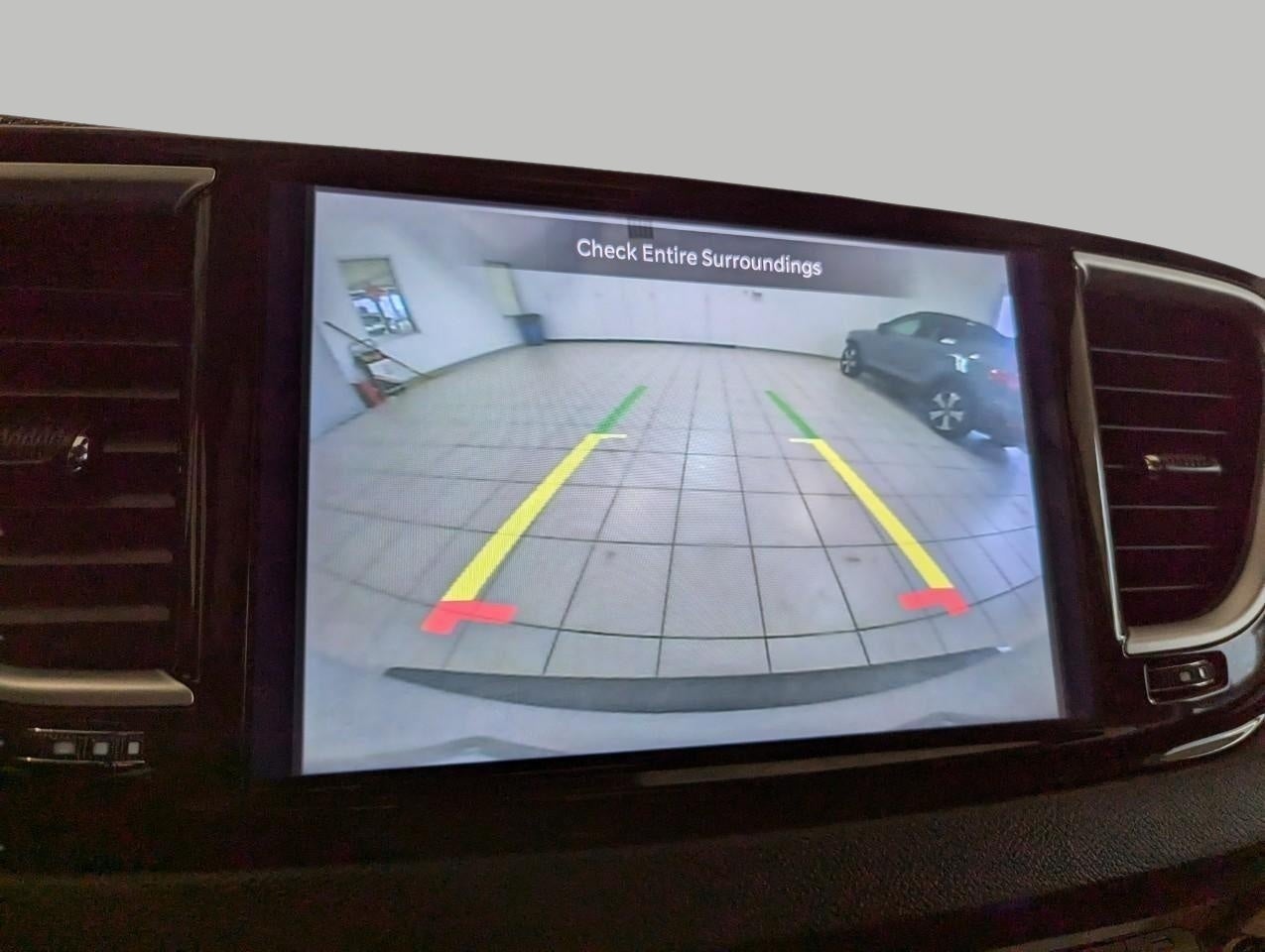 2024 Chrysler Pacifica Touring L FWD