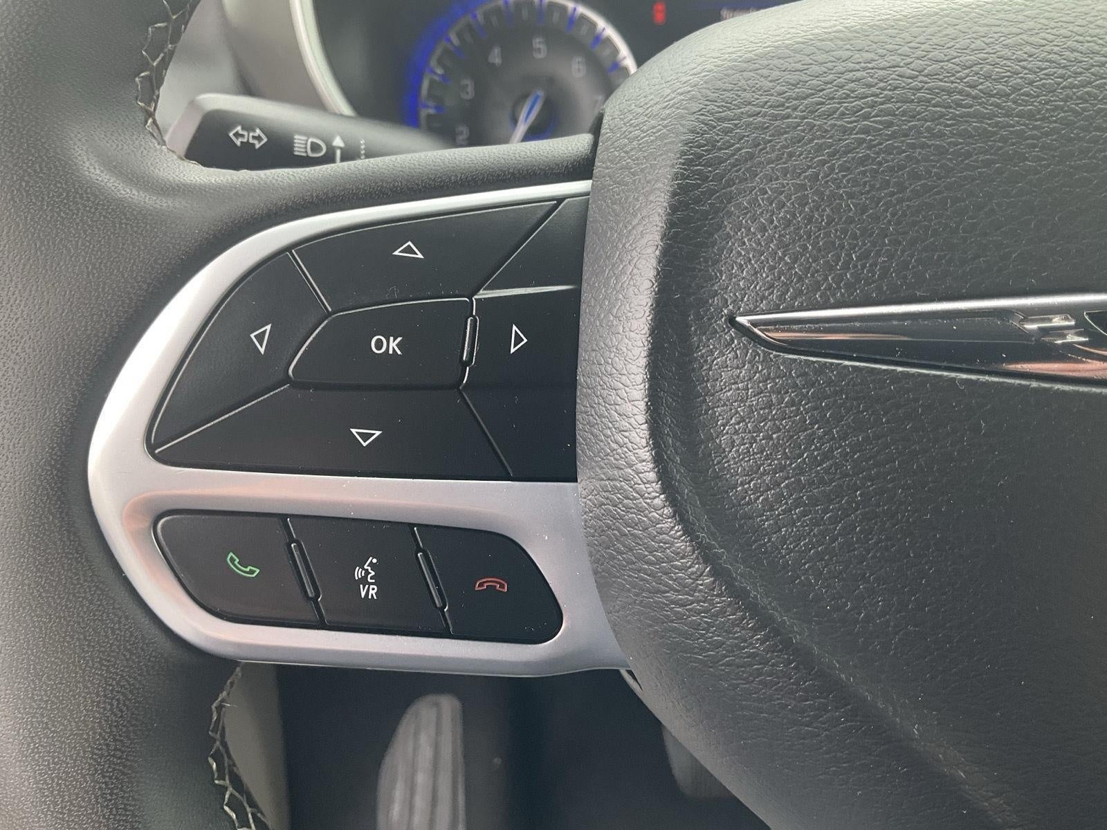 2024 Chrysler Pacifica Touring L FWD