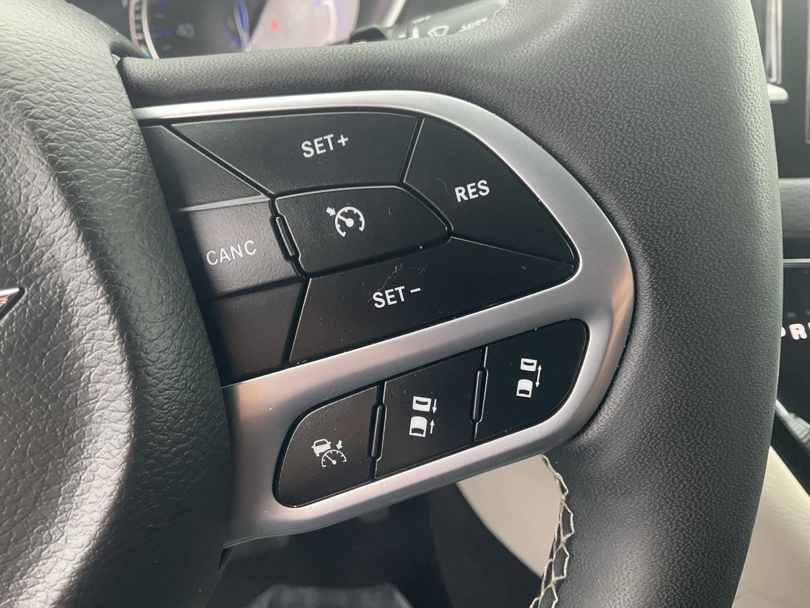 2024 Chrysler Pacifica Touring L FWD