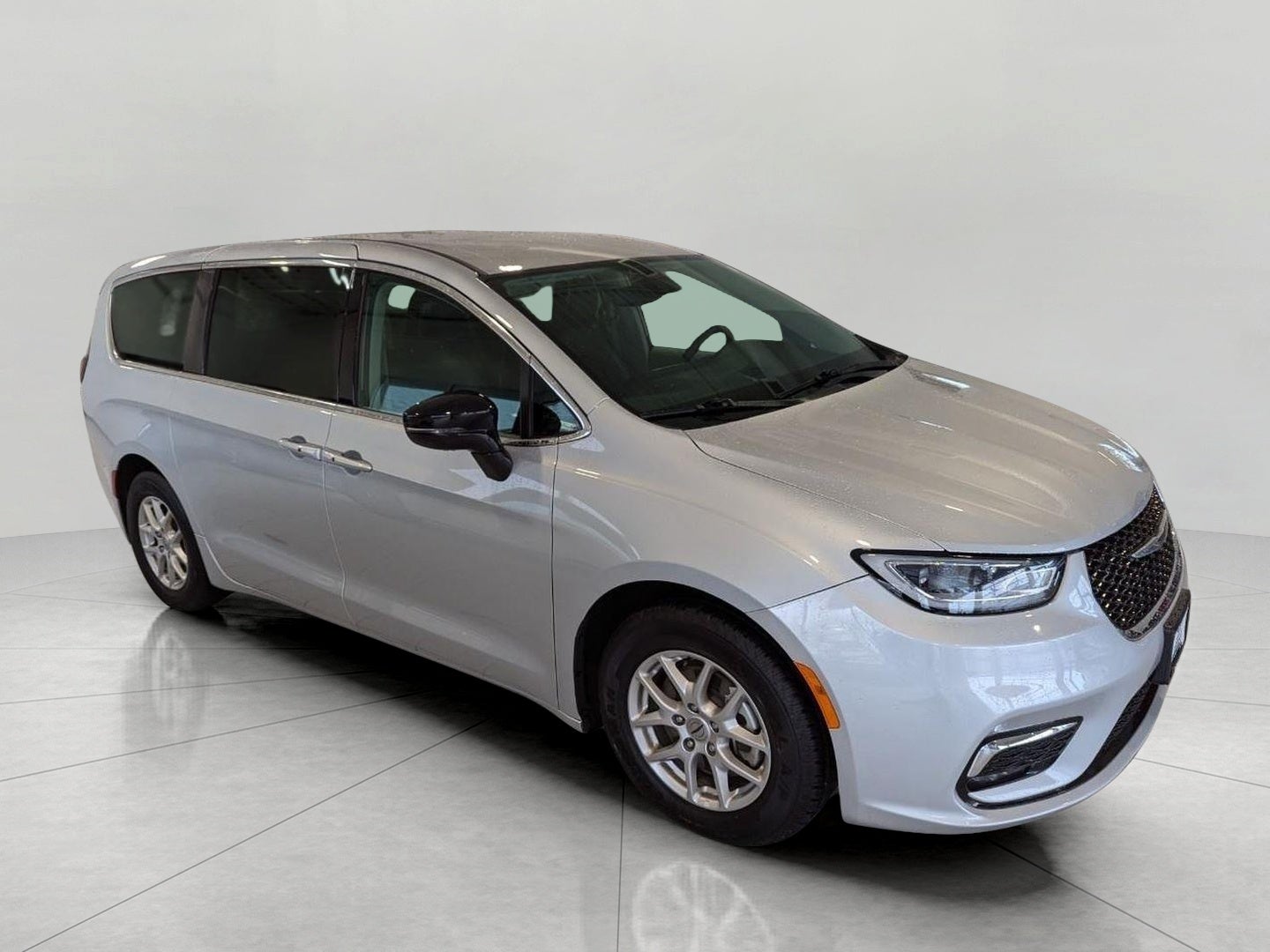 2024 Chrysler Pacifica Touring L FWD