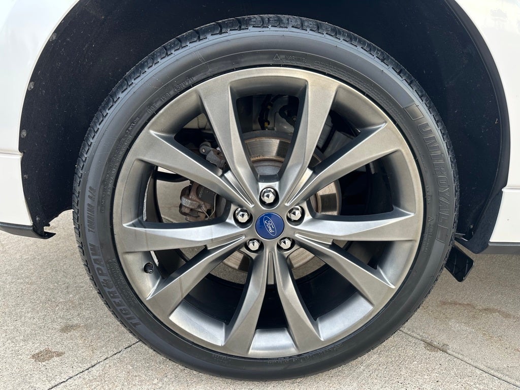 2017 Ford Edge Sport