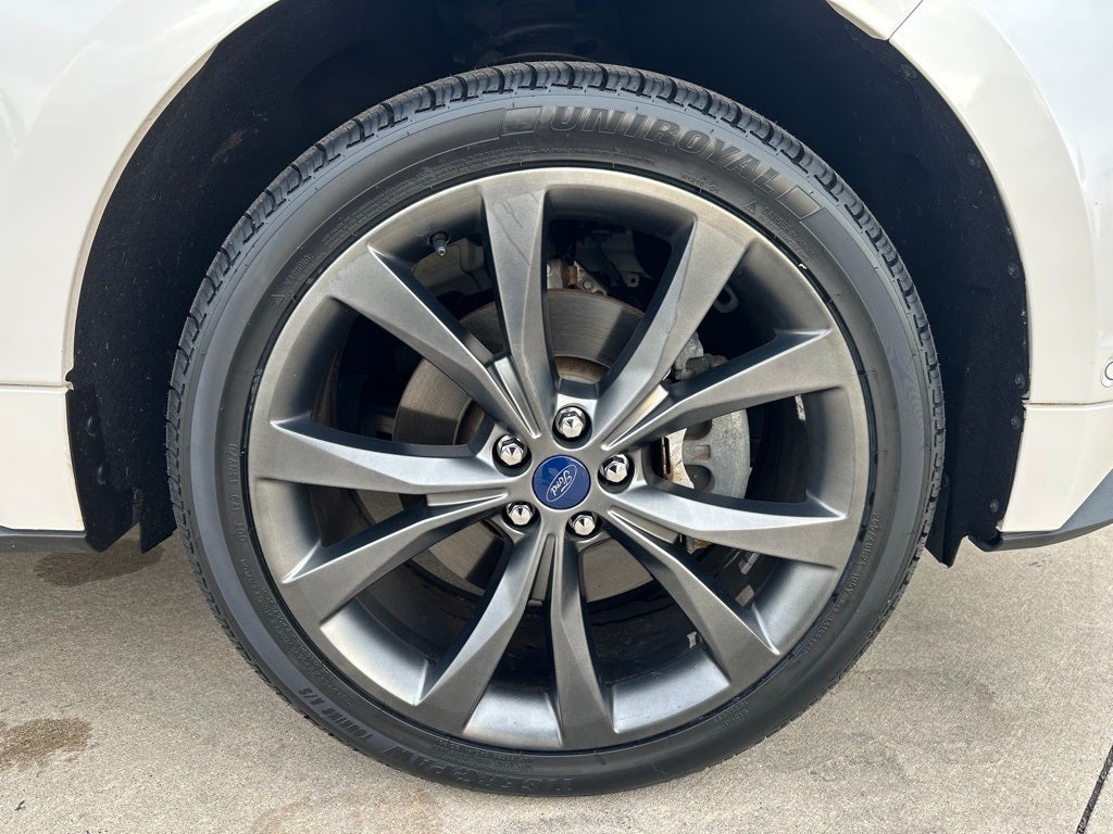 2017 Ford Edge Sport