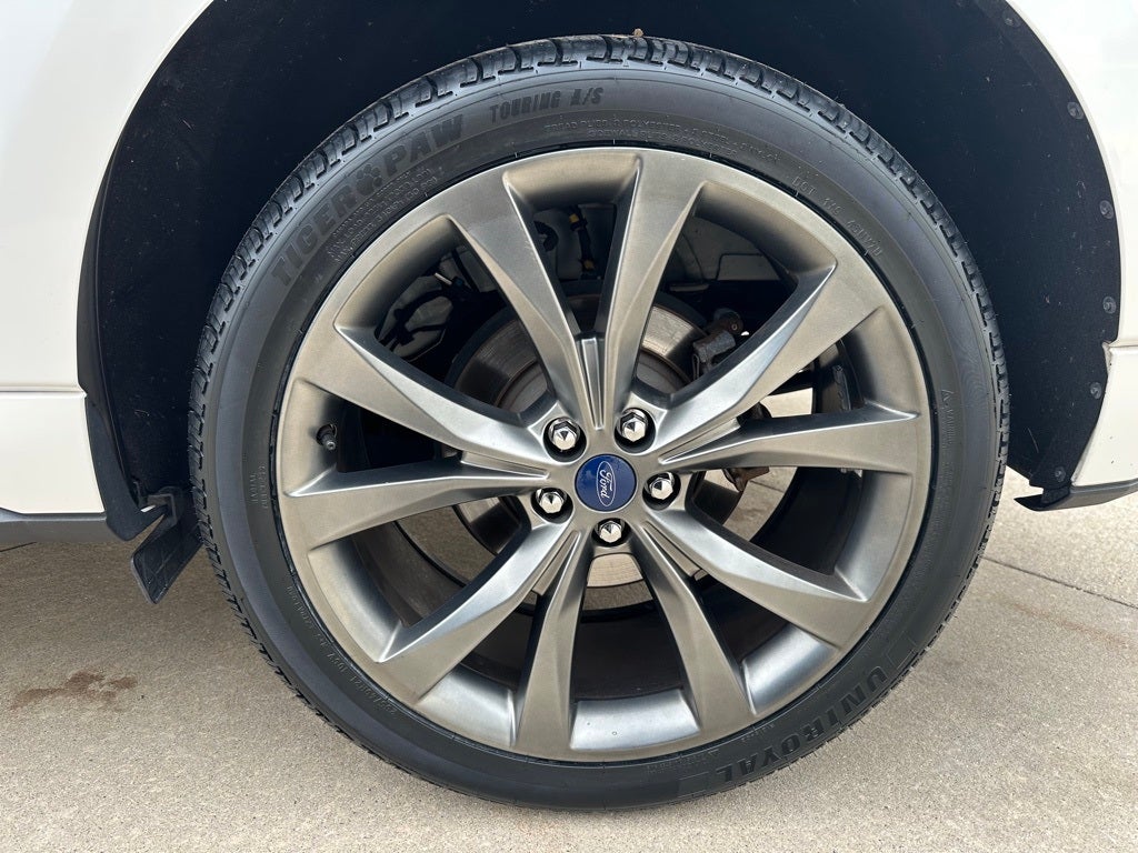 2017 Ford Edge Sport