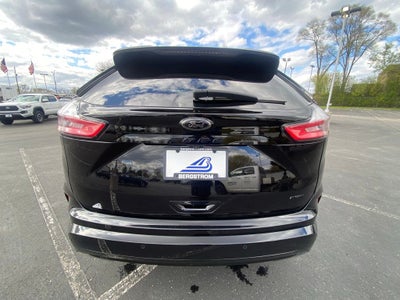 2023 Ford Edge SE