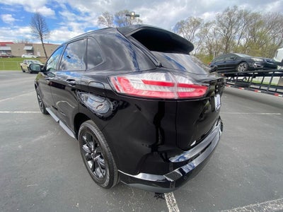 2023 Ford Edge SE