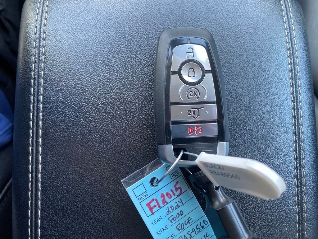2024 Ford Edge Titanium
