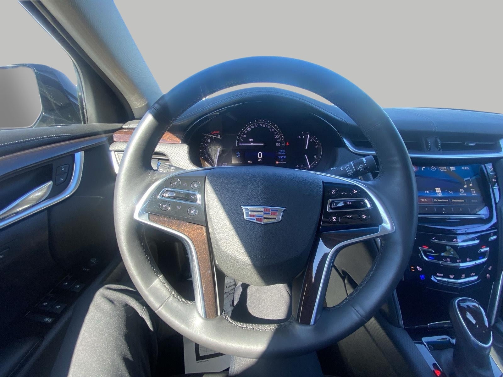 2017 Cadillac XTS 4dr Sdn Luxury AWD