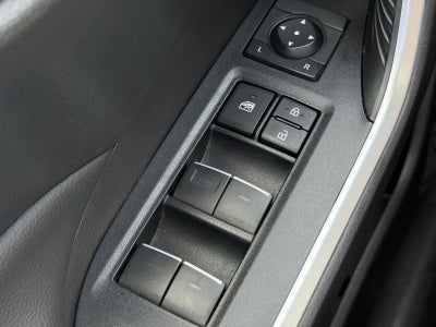 2025 Toyota RAV4 XLE AWD