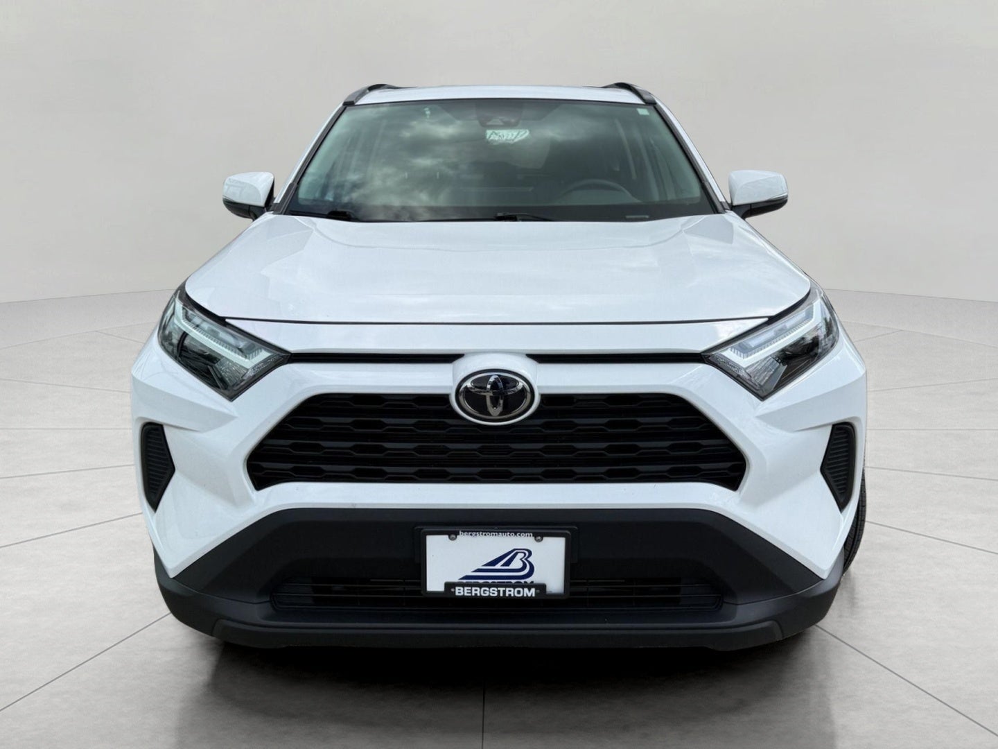2025 Toyota RAV4 XLE AWD