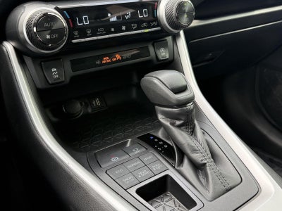 2025 Toyota RAV4 XLE AWD