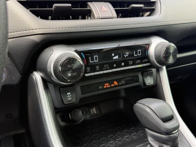 2025 Toyota RAV4 XLE AWD