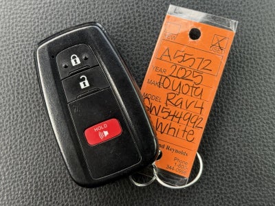 2025 Toyota RAV4 XLE AWD
