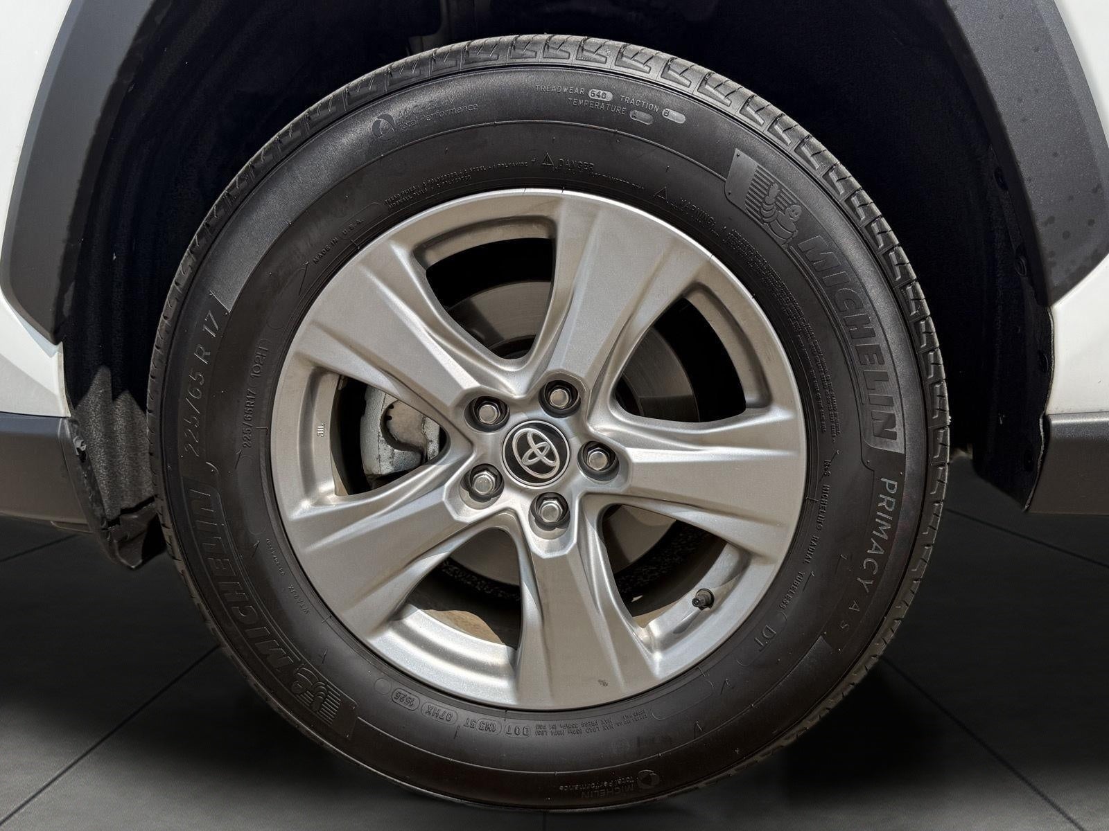 2025 Toyota RAV4 XLE AWD