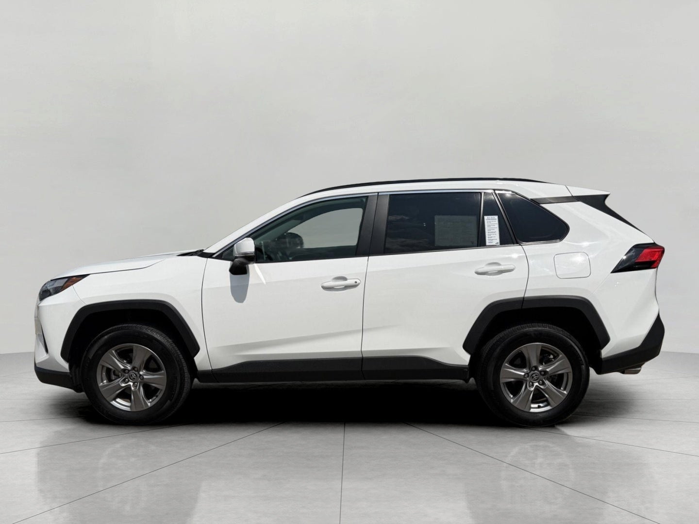 2025 Toyota RAV4 XLE AWD