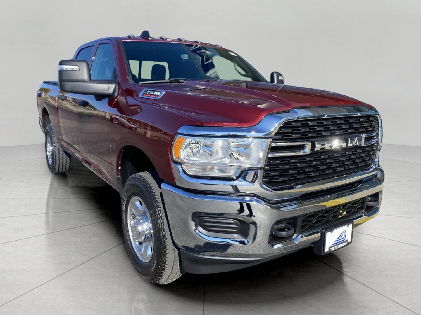 2024 RAM 2500 Tradesman 4x4 Crew Cab 6'4 Box