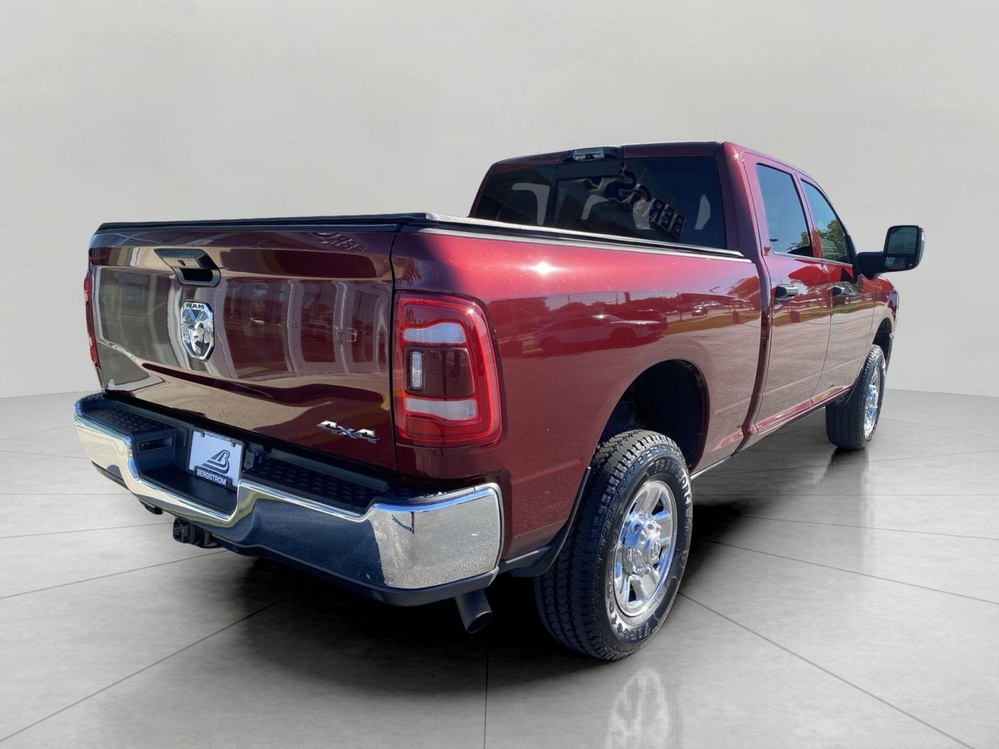 2024 RAM 2500 Tradesman 4x4 Crew Cab 6'4 Box